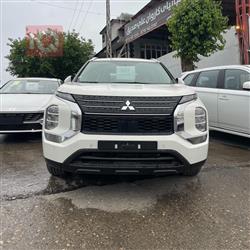 ميتسوبيشي اوتلاندر